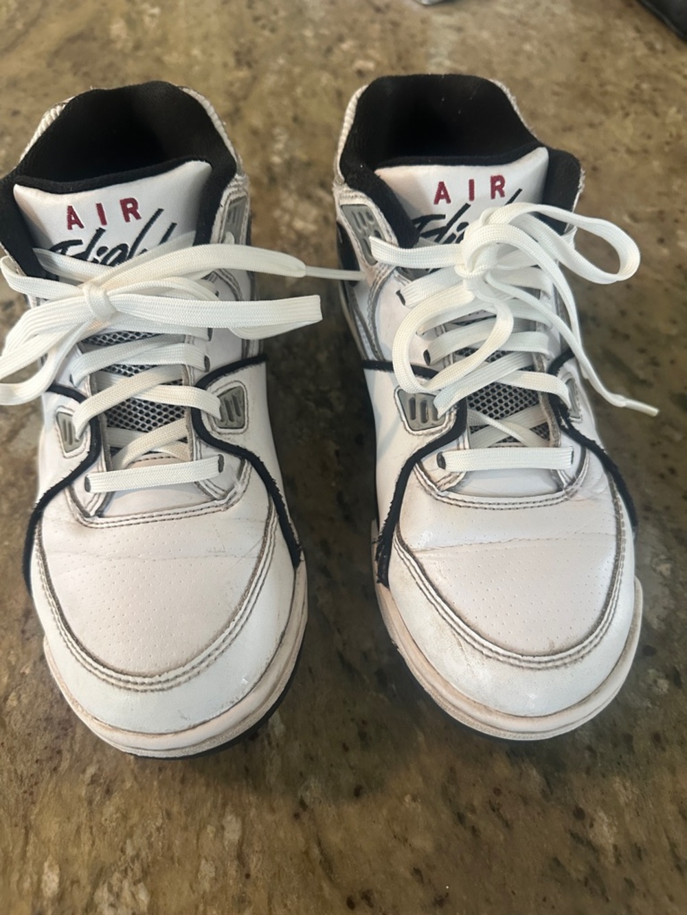 Retro Nike Air Flight 89 sneakers in the White/Wolf Grey/Black